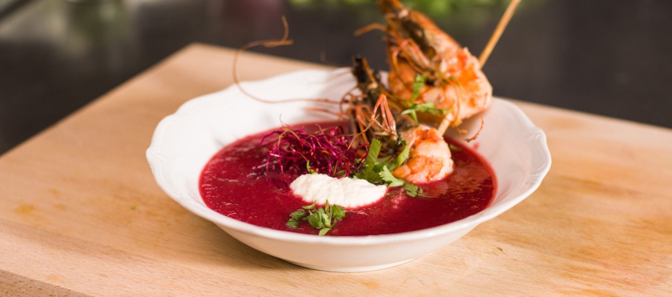 Rezept Rote Bete-Suppe mit Riesengarnelen