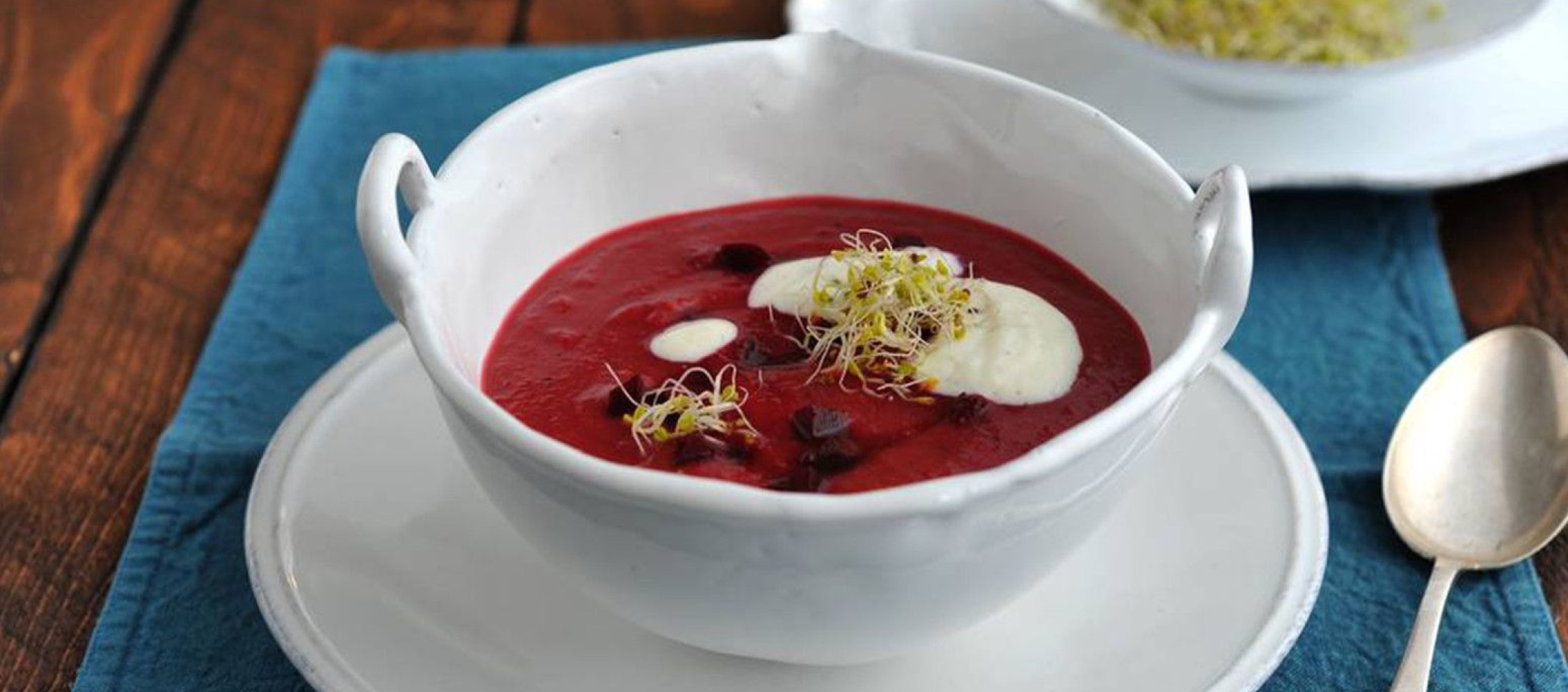 Rezept Rote Bete-Kartoffel-Suppe mit Meerrettich-Joghurt