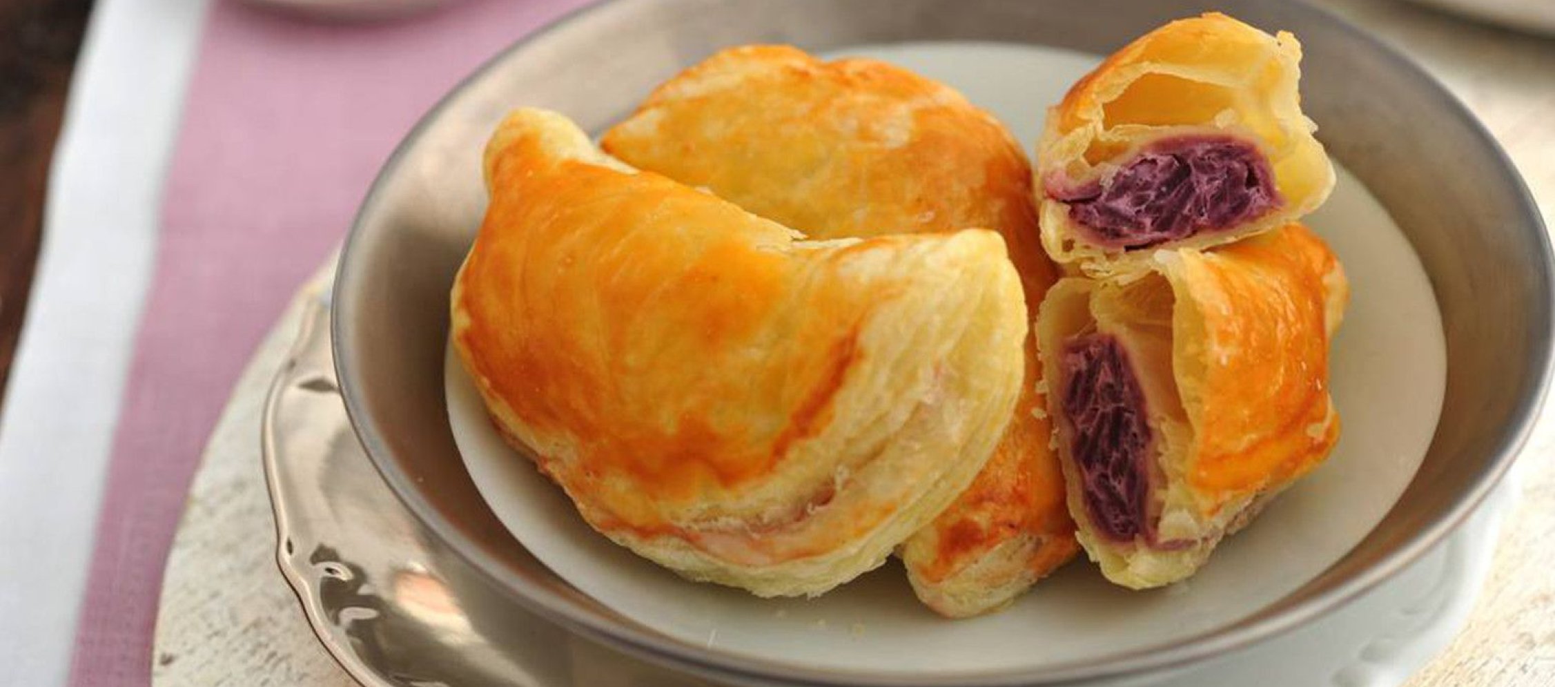 Rezept Blätterteigtaschen mit Rotkohl Rezept Blätterteigtaschen mit Rotkohl