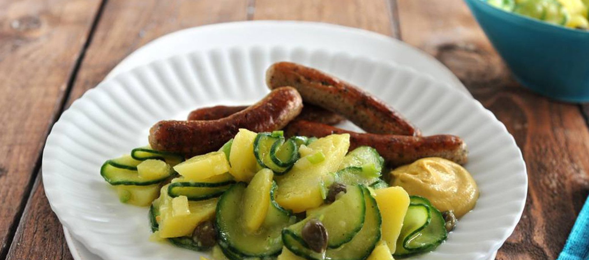 Rezept Bratwurst mit Kartoffel-Gurken Salat Rezept Bratwurst mit Kartoffel-Gurken Salat